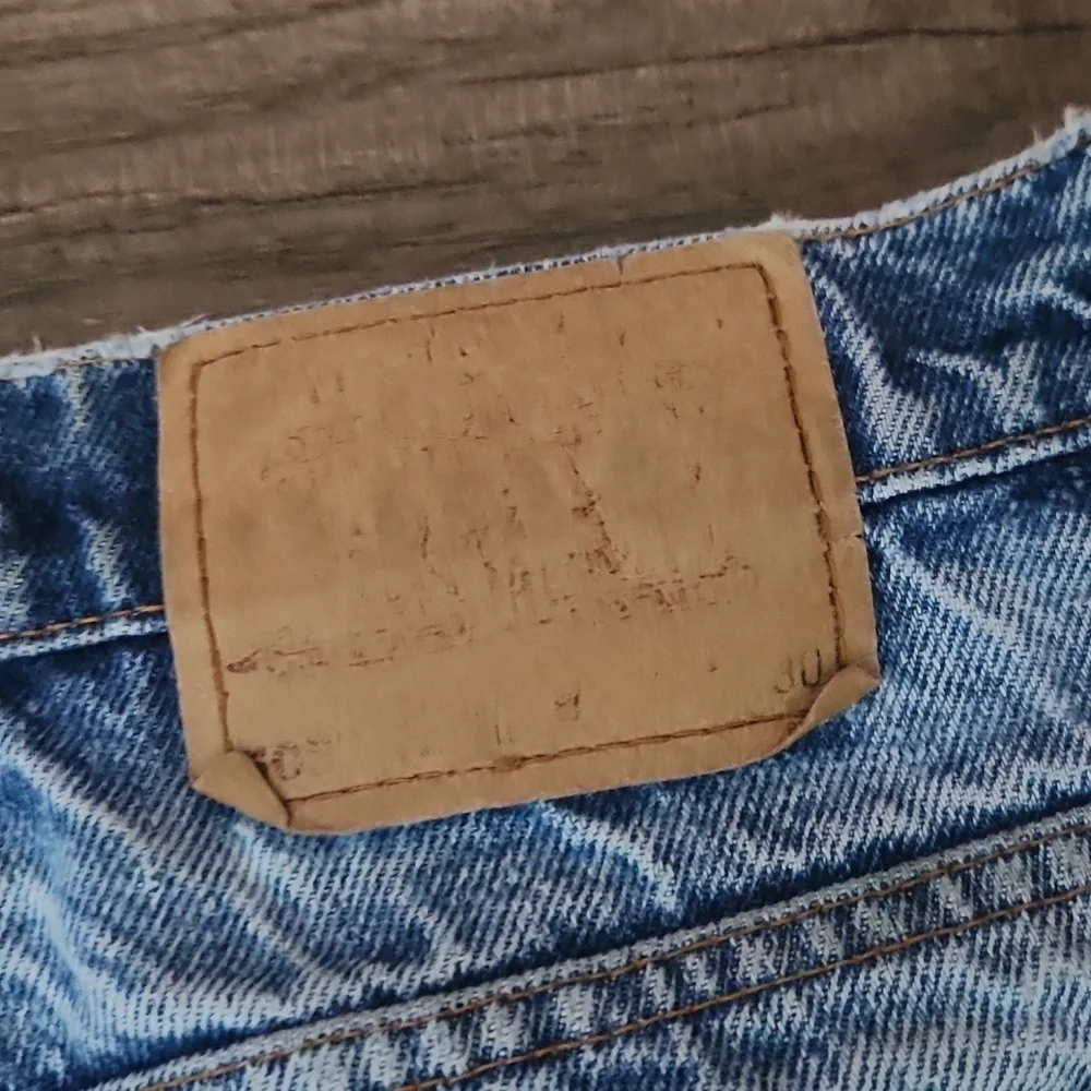 Levi's Lightwash Distressed Jeans Size 40/ 30 Vintage
